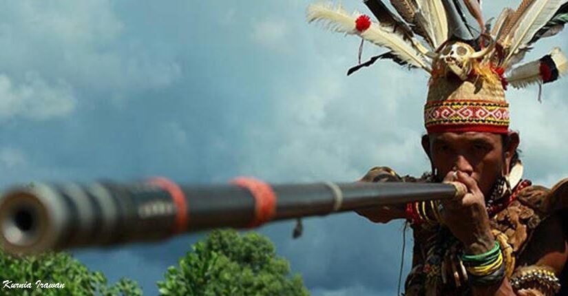 Informasi Pendidikan Budaya Seputar Senjata Tradisional Suku Dayak