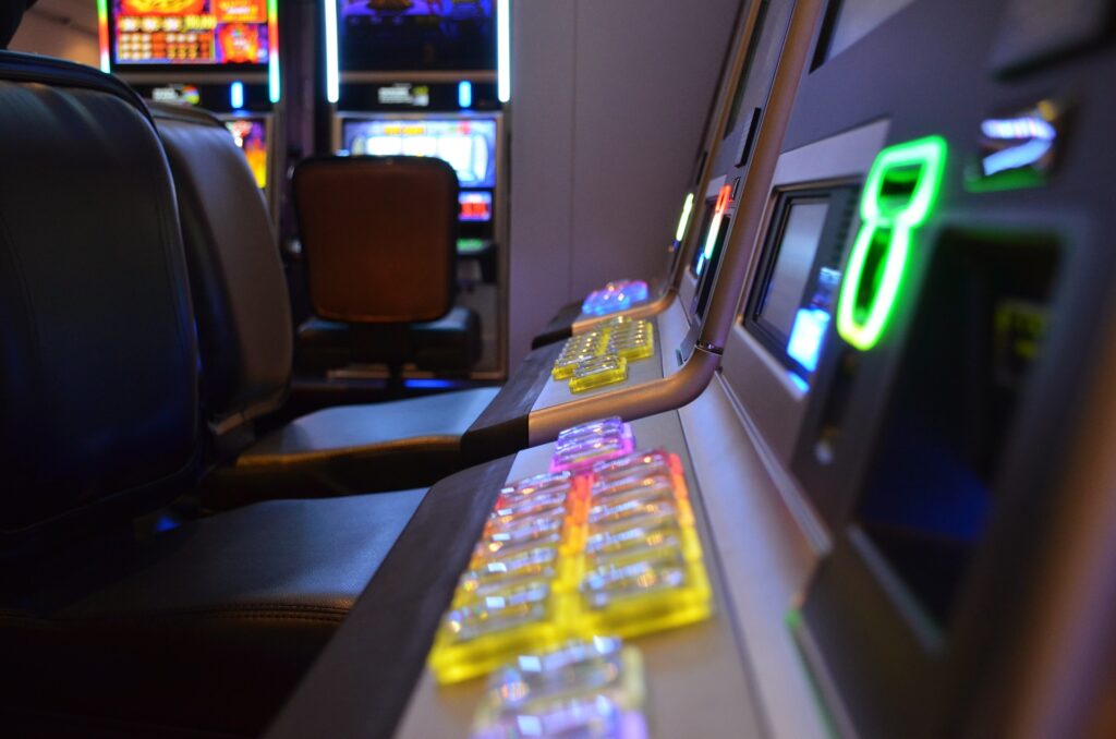 How To Win Real Money Playing Online Slots 